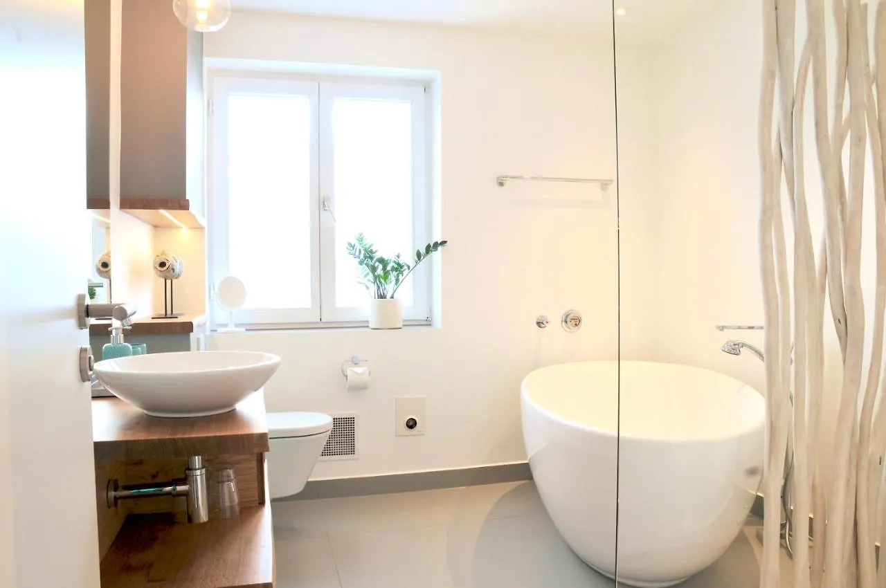 Boutique Hotel Reschen Tutzing 3*,